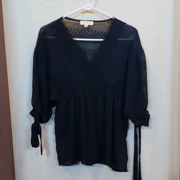 Sheer black top - Picture 1 of 2